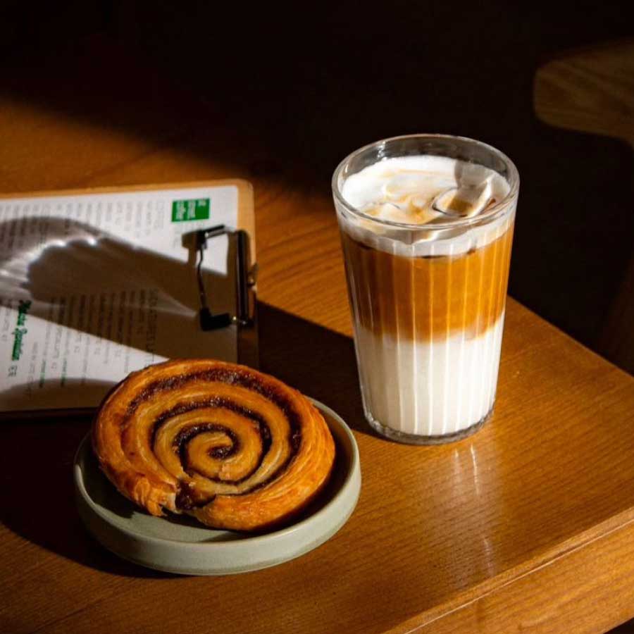 ROUND CAFE - About 2