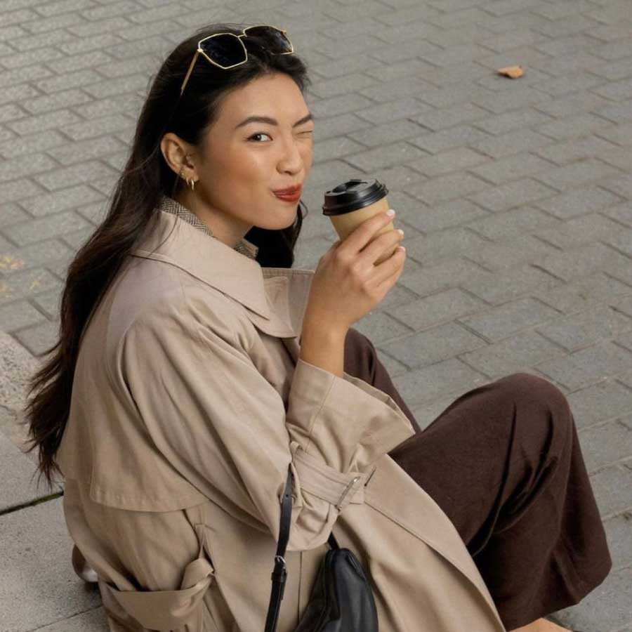 ROUND CAFE - About 6